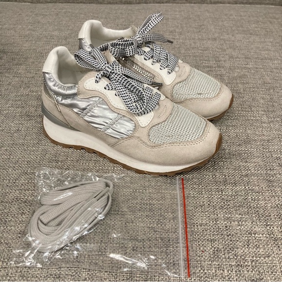 ShuShop size 12 Phoebe VGUC includes box and extra laces - Picture 4 of 6